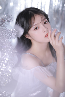 小楼又东风